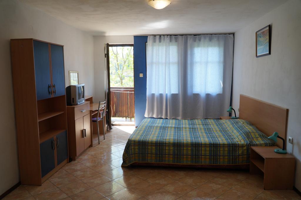 Guestrooms Ross Veliko Tarnovo Buitenkant foto